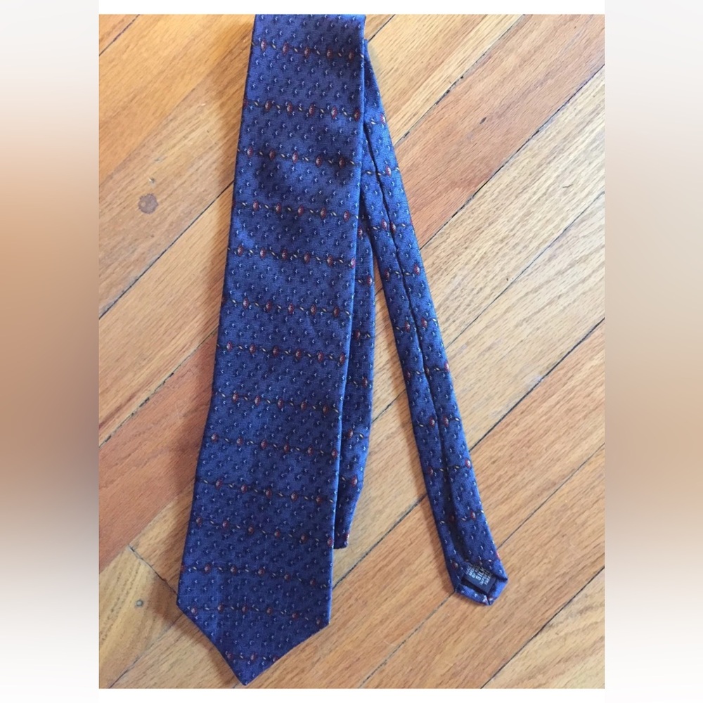Graham & Lockwood London, England Navy Blue Silk Tie